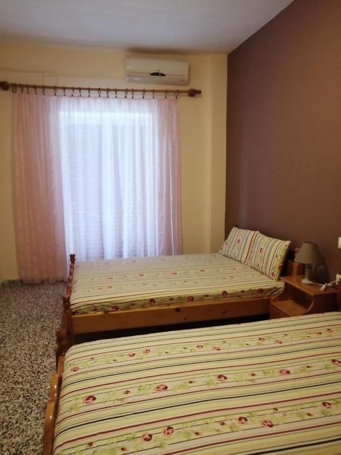 Ο Ακλόνητος Aparthotel Nea Mesagkala Exterior photo